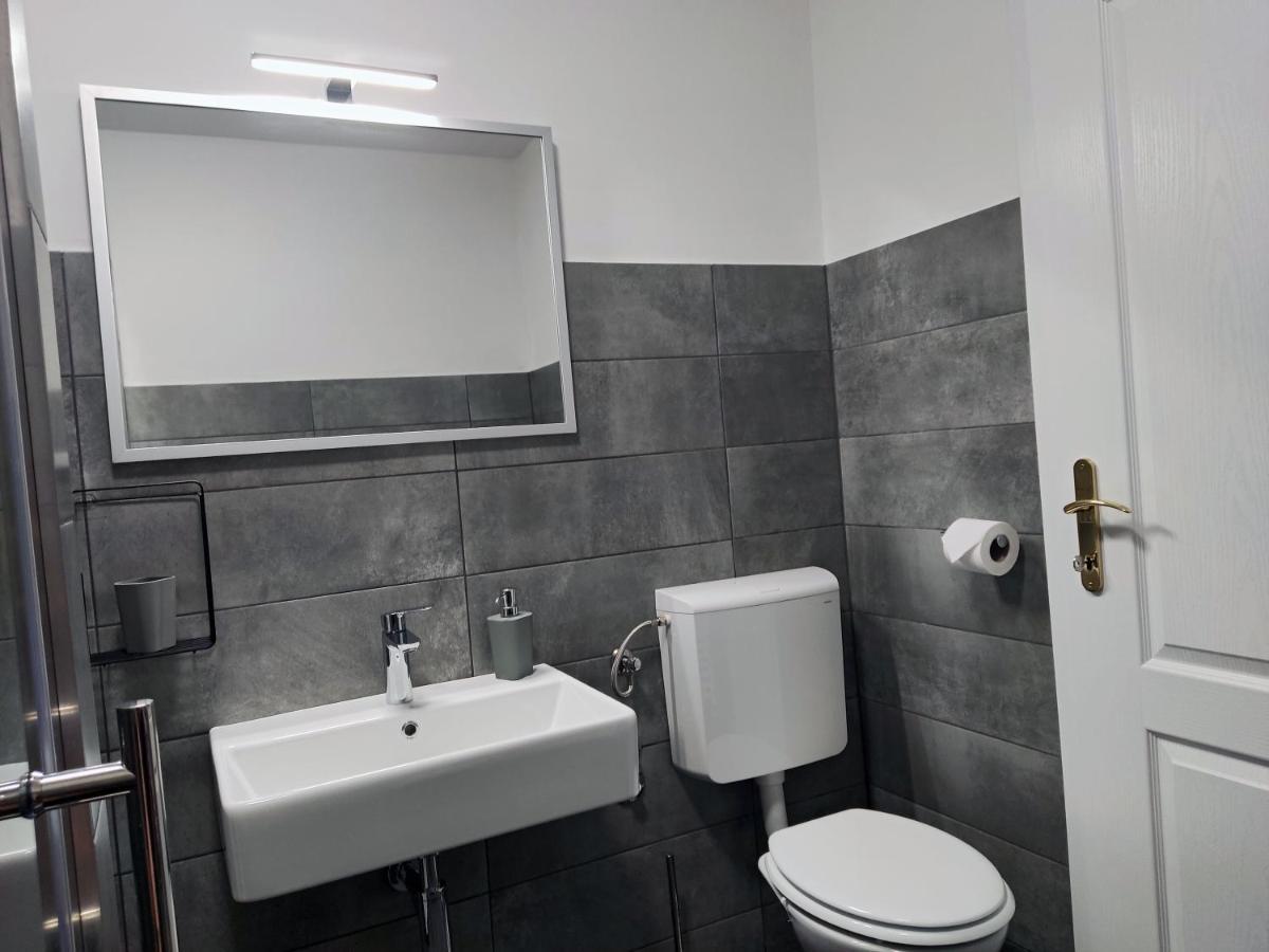 Apartment Rosa 1 Rovinj Eksteriør billede